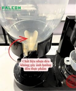 Bình đựng ngũ cốc được thiết kế với vạch ngăn silicon mềm mại và tránh làm vỡ hạt