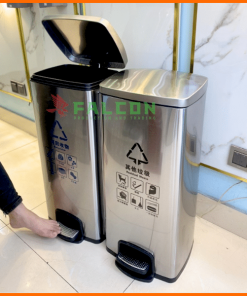 Thùng rác đạp chân dùng để phân loại rác thải và xử lý nhanh chóng